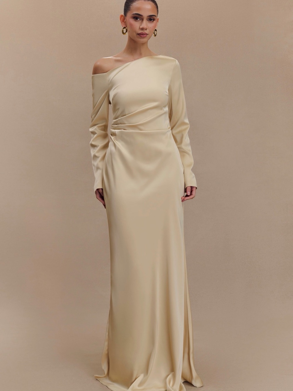 Meshki One-Shoulder Satin Gown in Cream